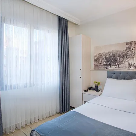 Otel Som Old